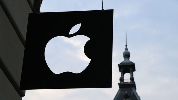 El logo de una tienda de Apple - Sputnik Mundo