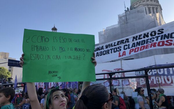 Una marcha por el aborto legal en Buenos Aires - Sputnik Mundo
