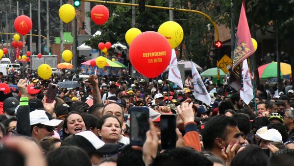 Marcha de los docentes en Colombia - Sputnik Mundo