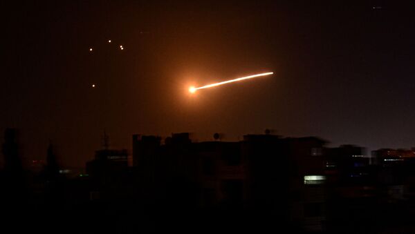 Ataque aéreo en Siria (archivo) - Sputnik Mundo