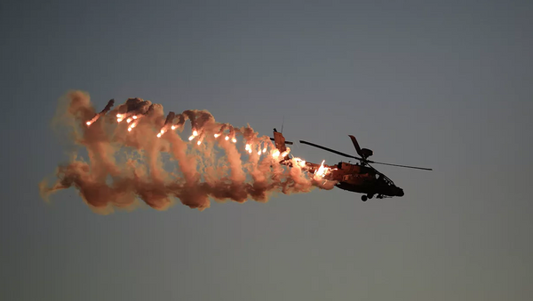 Un helicóptero Apache israelí - Sputnik Mundo