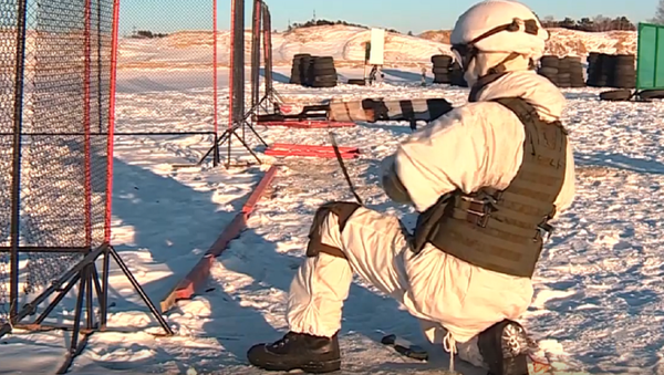 Los cadetes rusos llevan al límite sus capacidades en una pista única  - Sputnik Mundo