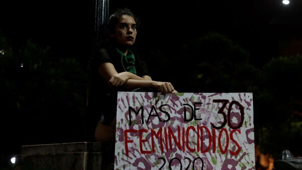 Protesta conra feminicidios en Perú - Sputnik Mundo
