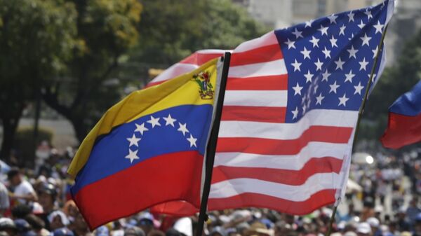 Banderas de Venezuela y EEUU (archivo) - Sputnik Mundo