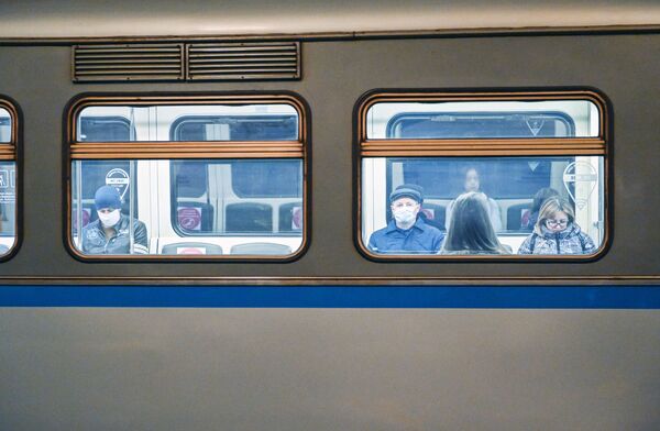 El metro de Moscú durante la pandemia, en imágenes

 - Sputnik Mundo