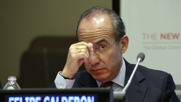 El expresidente de México Felipe Calderón - Sputnik Mundo