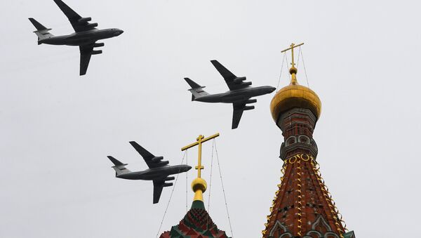 Desfile aéreo en Moscú por el 75 aniversario de la victoria sobre la Alemania nazi - Sputnik Mundo