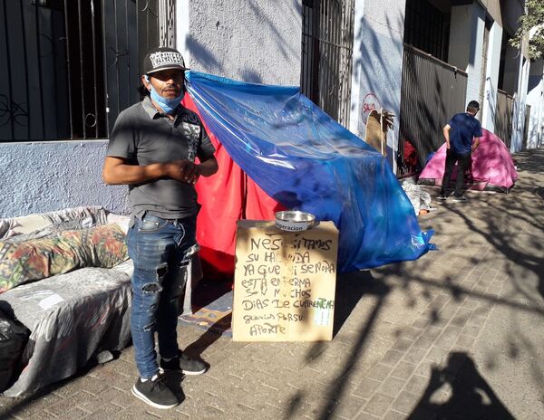 Los 15.454 ciudadanos (al menos) que nadie quiere ver en la pandemia en Chile Los 15.454 ciudadanos (al menos) que nadie quiere ver en la pandemia en Chile - Sputnik Mundo