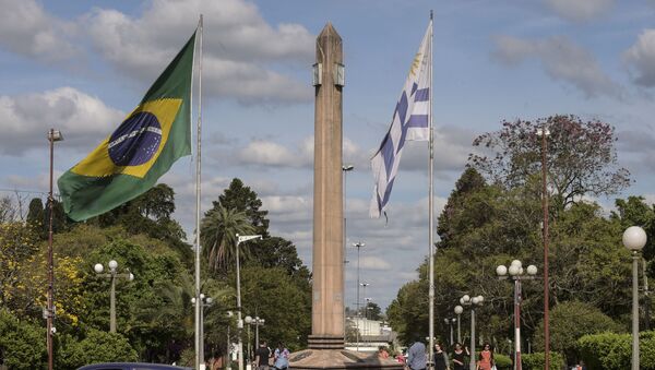 Frontera entre Brasil y Uruguay - Sputnik Mundo