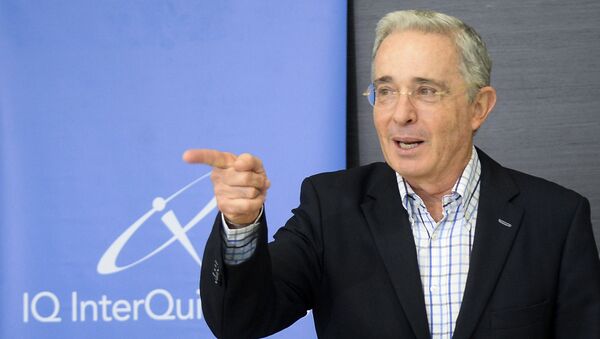 Álvaro Uribe, expresidente y actual senador de Colombia - Sputnik Mundo