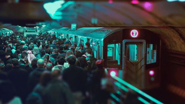 Una multitud en el metro en EEUU (imagen referencial) - Sputnik Mundo