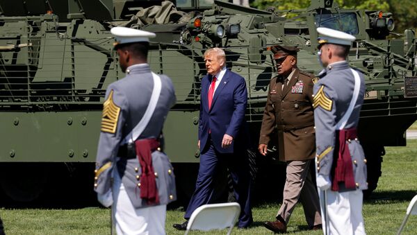 Donald Trump, presidente de EEUU, durante la ceremonia de graduación de la Academia Militar de West Point, el 13 de junio de 2020 - Sputnik Mundo