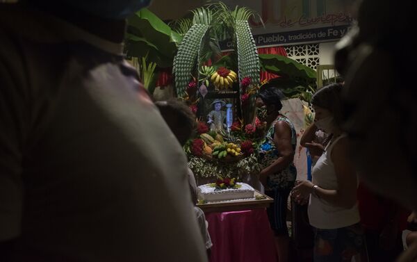 Pobladores de Curiepe resistieron para celebrar sus fiestas de San Juan a pesar de la pandemia por COVID-19 - Sputnik Mundo