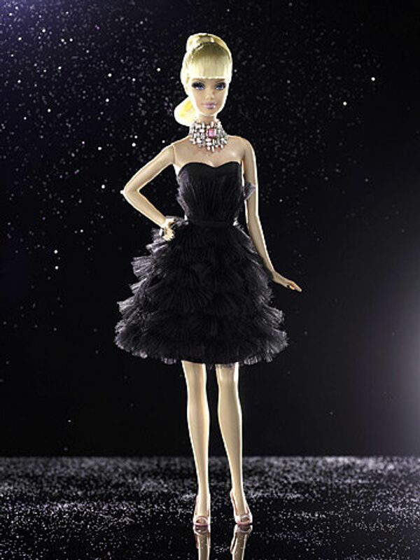 La muñeca Barbie más cara del mundo - Sputnik Mundo