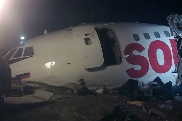 Fallos técnicos o un error humano pudieron causar el accidente del avión Tu-154 en Moscú - Sputnik Mundo