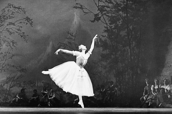 La legendaria bailarina rusa, Galina Ulánova - Sputnik Mundo