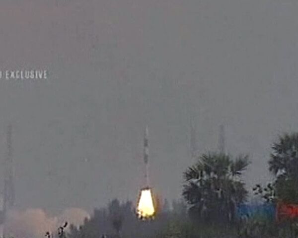 Cohete indio ubica en órbita el satélite ruso-hindú YouthSat - Sputnik Mundo