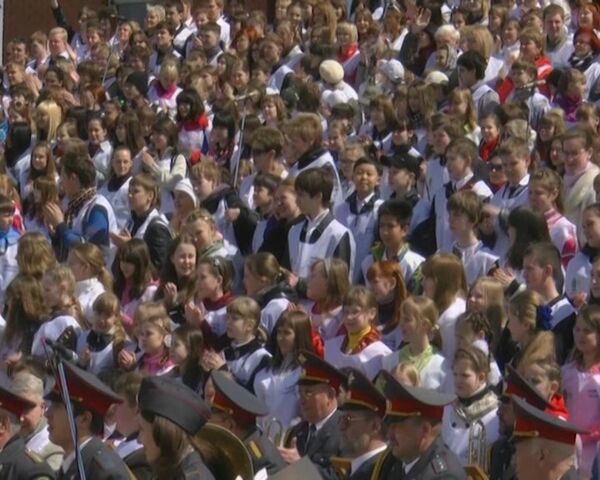 1.000 coristas de Tomsk celebran el inicio de cuenta atrás para JJOO de Sochi - Sputnik Mundo