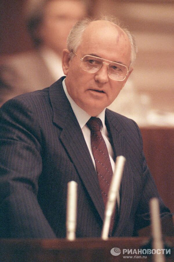  Intentona golpista de agosto de 1991 contra Gorbachov - Sputnik Mundo