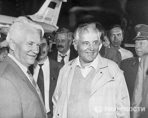  Intentona golpista de agosto de 1991 contra Gorbachov - Sputnik Mundo