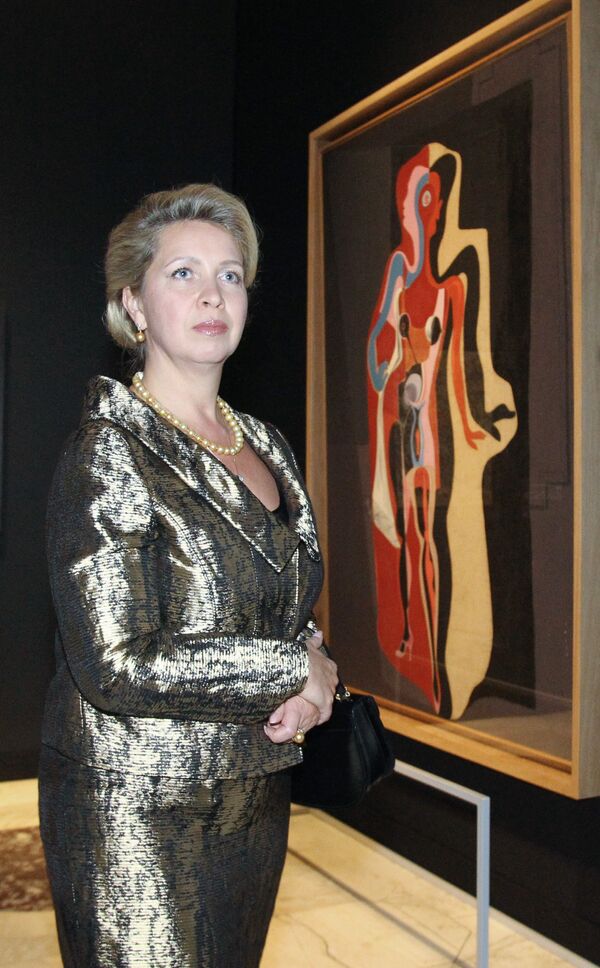 Primera dama de Rusia visita en Moscú exposición de obras de Salvador Dalí - Sputnik Mundo