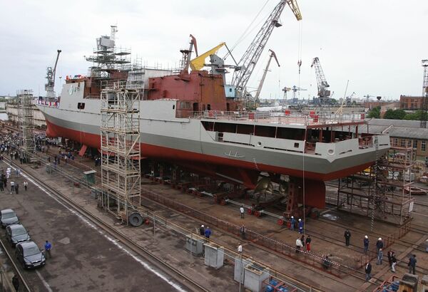 Astillero de Rusia concluye pruebas de nueva fragata para la Armada hindú - Sputnik Mundo