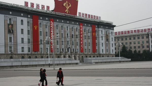 Corea del Norte fusila a la exnovia de Kim Jong-un por pornografía - Sputnik Mundo