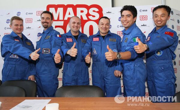 Marte-500. Voluntarios simulan viaje a Marte de 520 días - Sputnik Mundo