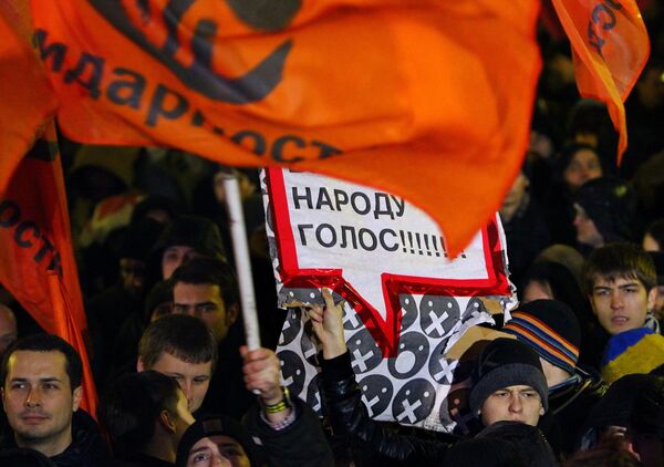 Protestas masivas de la oposición marcan elecciones parlamentarias en Moscú y San Petersburgo - Sputnik Mundo