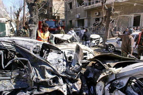 Atentados terroristas causan 27 muertos y 140 heridos en Siria - Sputnik Mundo