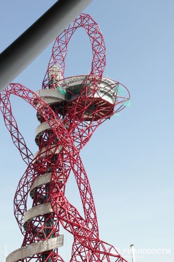 Carreras de caridad en el estadio olímpico de Londres - Sputnik Mundo