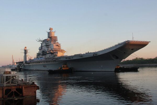 Rusia entregará el portaviones Vikramaditya a la India en noviembre de 2013 - Sputnik Mundo