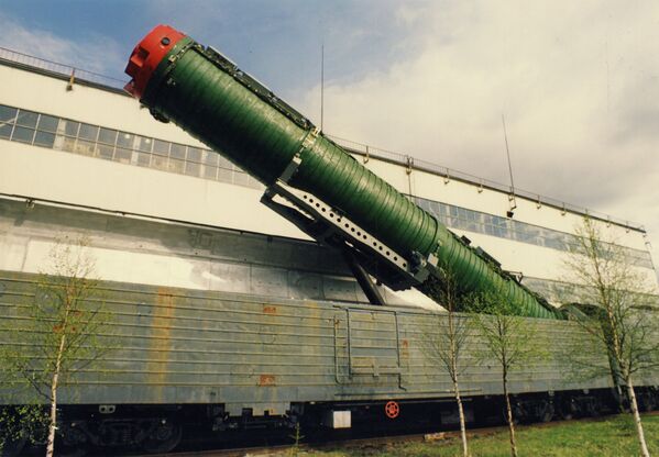 El sistema ferroviario de misiles intercontinentales - Sputnik Mundo