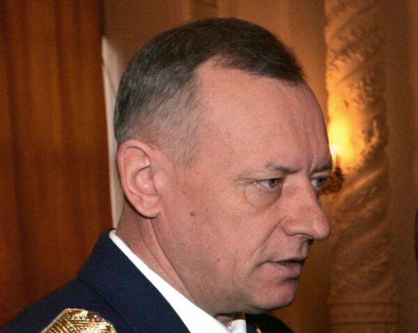 El comandante de la Aviación Estratégica rusa, general Anatoli Zhíjarev - Sputnik Mundo