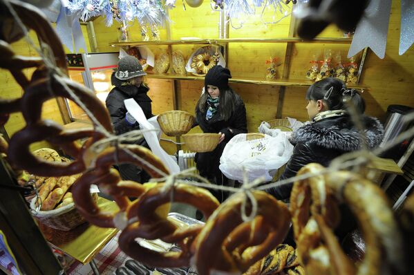 Moscú acoge la Feria de Navidad de Estrasburgo - Sputnik Mundo