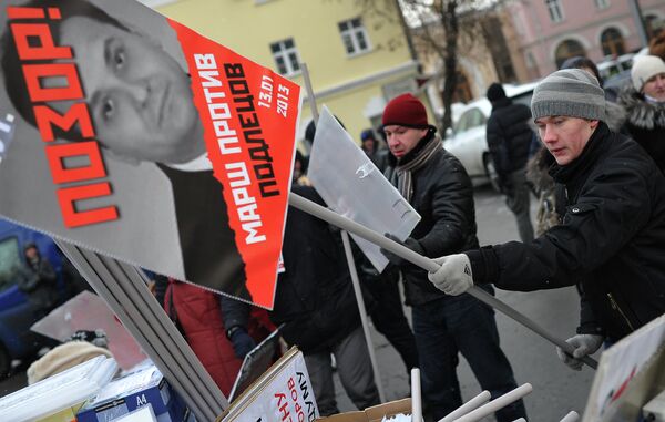 Marcha de la oposición contra la “ley Dima Yákovlev” - Sputnik Mundo