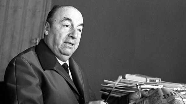 El poeta chileno Pablo Neruda - Sputnik Mundo