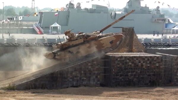 El tanque ruso T-90S y otras novedades de la feria de Abu Dabi - Sputnik Mundo