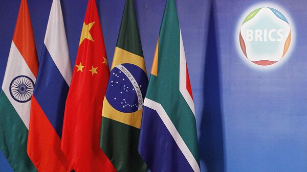 Banderas de los países de BRICS - Sputnik Mundo