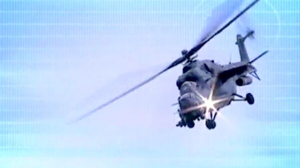 Rusia exhibe el helicóptero de ataque Mi-35M en la feria HeliRussia 2013 - Sputnik Mundo