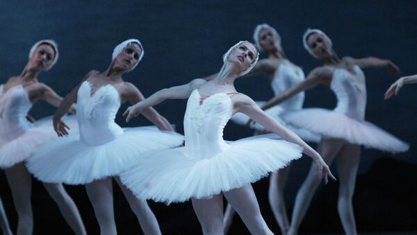 El teatro Mariinski trasmitirá ballet en directo y en 3D por primera vez para espectadores del mundo - Sputnik Mundo