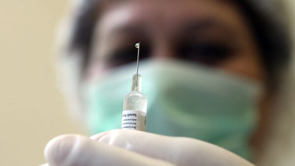 La vacuna rusa contra el ébola podría ser probada en humanos en septiembre - Sputnik Mundo