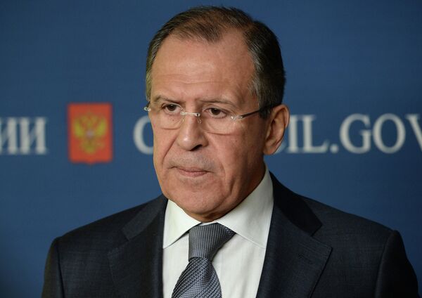 Lavrov pide respetar el acuerdo sobre la normalización de la crisis en Ucrania - Sputnik Mundo