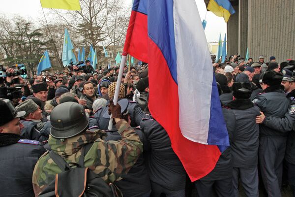 El Parlamento de Crimea no examinará la independización de Ucrania - Sputnik Mundo