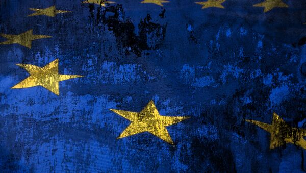 La UE deberá quitar sanciones contra Rusia si se arregla crisis ucraniana, opina Austria - Sputnik Mundo