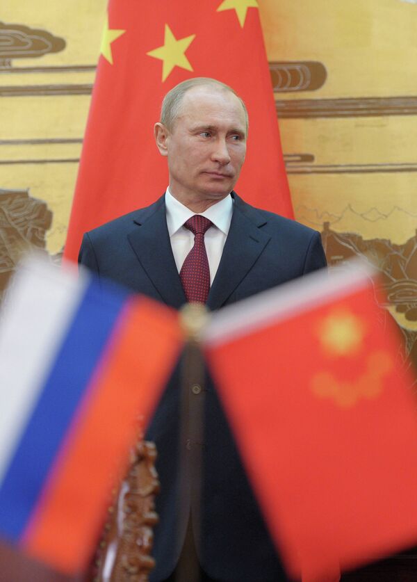 Moscú continuará desarrollando las relaciones con China que, según el líder ruso, se está convirtiendo en la primera potencia económica del mundo. - Sputnik Mundo