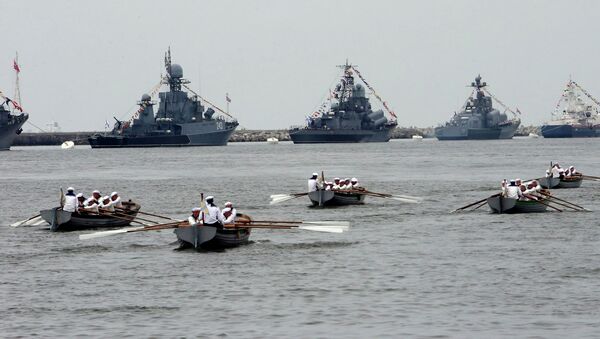 Репетиция парада ко Дню военно-морского флота РФ в Балтийске - Sputnik Mundo