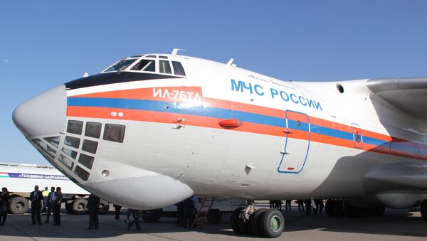Il-76 del Ministerio de Emergencias de Rusia - Sputnik Mundo