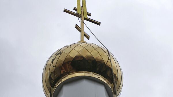 China retira la cruz de una iglesia por vulnerar la normativa sobre construcción - Sputnik Mundo