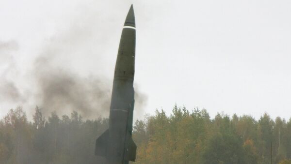 Un misil balístico emplazado en la región de Kaliningrado - Sputnik Mundo